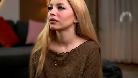 whitneyandrews online show from 04/06/26, 03:37