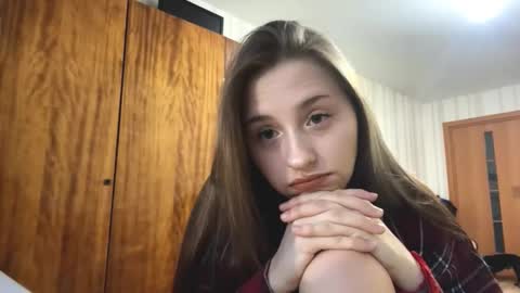 Vicky online show from 03/18/26, 02:42