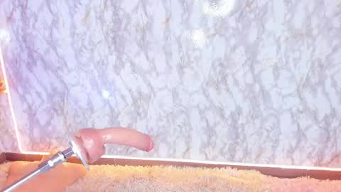 Snapshot of whitneyyfox chatting on 03/03/25, 04:58 whitneyyfox online show from 03/03/25, 04:58