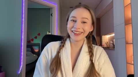 Alisa online show from 12/15/24, 06:29