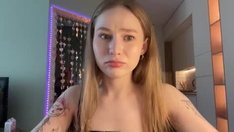 Alisa online show from 03/11/25, 09:56