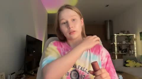 Alisa online show from 04/24/26, 07:22