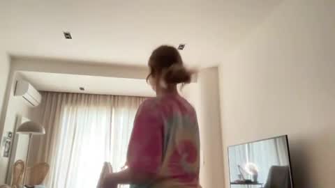 Snapshot of whoisalisa chatting on 05/19/26, 07:47 Alisa online show from 05/19/26, 07:47