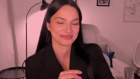 whoislulu online show from 04/24/26, 07:05