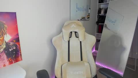 Abby  online show from 01/24/25, 04:27