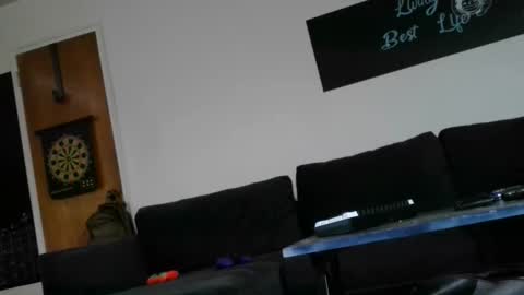 whosten0 online show from 03/04/26, 01:55