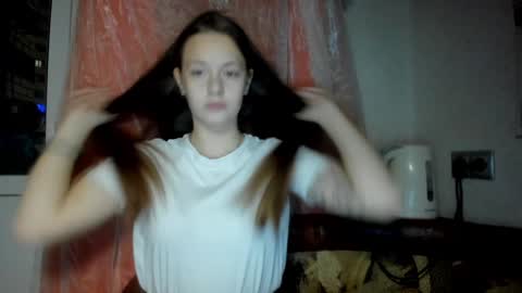 Veronica online show from 12/20/24, 11:16