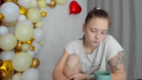 Veronica online show from 01/22/25, 06:20