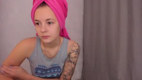 Veronica online show from 01/23/25, 04:59