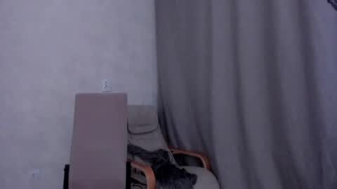 Veronica online show from 02/14/25, 01:51