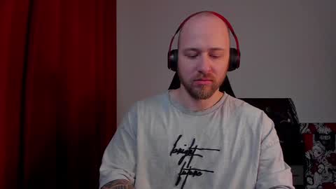 Snapshot of why_you_so_serious chatting on 01/28/25, 03:14 VI online show from 01/28/25, 03:14