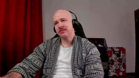 VI online show from 01/18/26, 03:27