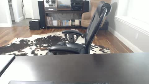 Snapshot of whyjonnie chatting on 10/01/25, 03:40 Why Jonnie online show from 10/01/25, 03:40