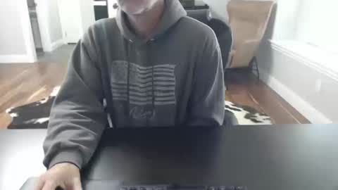 Snapshot of whyjonnie chatting on 10/20/25, 03:34 Why Jonnie online show from 10/20/25, 03:34