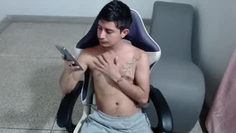 Snapshot of wickedboy_twink chatting on 05/18/26, 07:52 JAISON online show from 05/18/26, 07:52