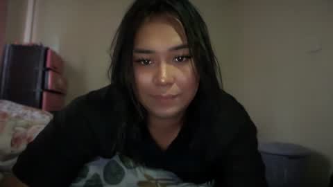 Snapshot of wickedwillowxxx chatting on 06/22/26, 03:08 Minna online show from 06/22/26, 03:08