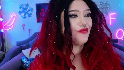 Laura  online show from 12/30/24, 07:37