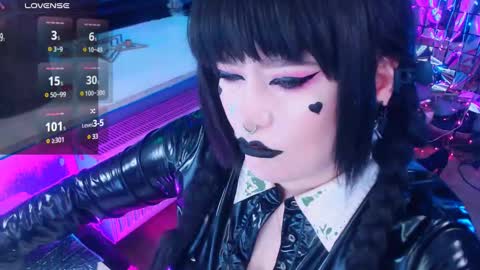 Laura  online show from 02/03/25, 11:05