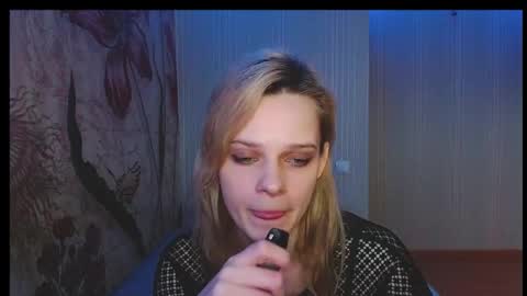 Victoria online show from 10/29/25, 04:15