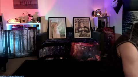 Snapshot of widthofapeach chatting on 02/26/25, 06:04 Gretchen Jimmy online show from 02/26/25, 06:04