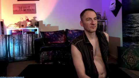 Snapshot of widthofapeach chatting on 03/08/25, 02:51 Gretchen Jimmy online show from 03/08/25, 02:51