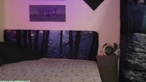 Snapshot of widthofapeach chatting on 09/09/25, 04:01 Gretchen Jimmy online show from 09/09/25, 04:01