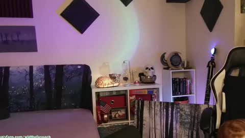 Snapshot of widthofapeach chatting on 11/08/25, 05:40 Gretchen Jimmy online show from 11/08/25, 05:40