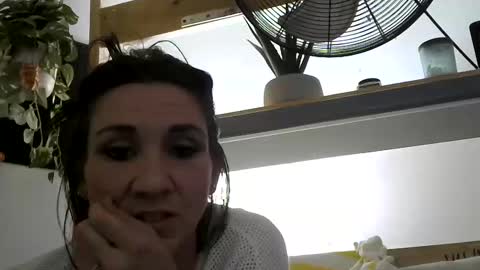 Snapshot of wifeonly chatting on 01/24/25, 03:55 Wifeonly online show from 01/24/25, 03:55