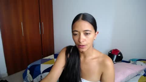 Snapshot of wifhot chatting on 06/10/26, 11:24 Ilauren online show from 06/10/26, 11:24