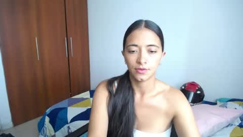 Snapshot of wifhot chatting on 07/21/26, 12:40 Ilauren online show from 07/21/26, 12:40