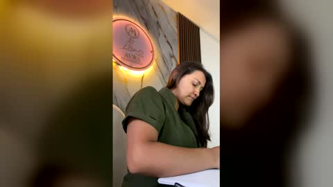 Snapshot of wild_aura chatting on 03/28/26, 06:18 wild_aura online show from 03/28/26, 06:18