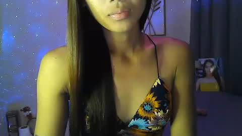 Snapshot of wild_flowerx21 chatting on 01/06/25, 02:04 Analyn online show from 01/06/25, 02:04