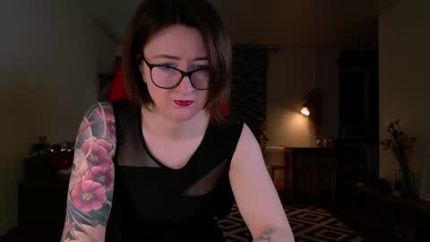 wild_peony online show from 12/24/24, 02:22