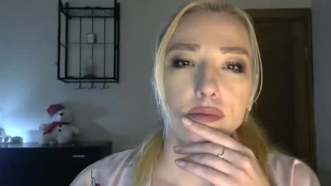 Alina online show from 02/22/25, 02:19