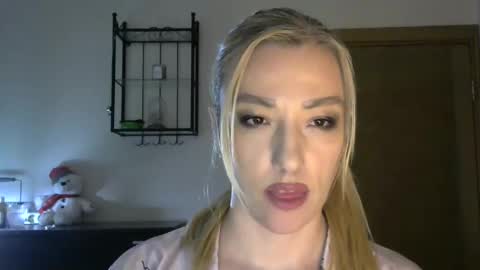 Alina online show from 03/01/25, 11:39