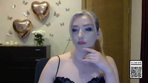 Snapshot of wild_silk_desire chatting on 04/30/26, 05:08 Alina online show from 04/30/26, 05:08