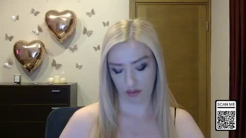 Snapshot of wild_silk_desire chatting on 05/26/26, 03:08 Alina online show from 05/26/26, 03:08