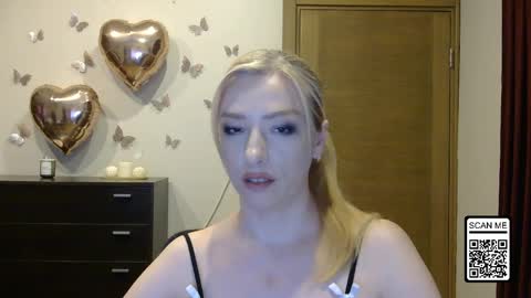 Snapshot of wild_silk_desire chatting on 06/09/26, 03:34 Alina online show from 06/09/26, 03:34