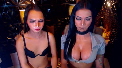 Snapshot of wildara chatting on 02/03/25, 11:42 wildara online show from 02/03/25, 11:42