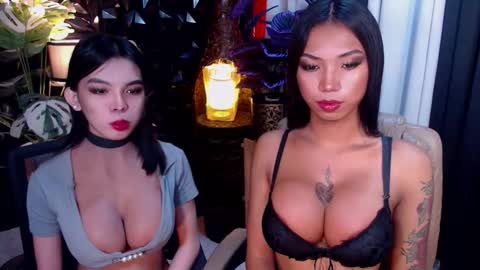 Snapshot of wildara chatting on 11/21/25, 10:30 wildara online show from 11/21/25, 10:30