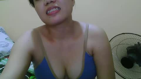 Snapshot of wildcamille chatting on 01/27/25, 03:47 camille online show from 01/27/25, 03:47