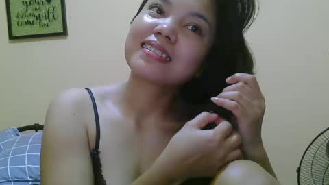 Snapshot of wildcamille chatting on 02/05/25, 03:45 camille online show from 02/05/25, 03:45