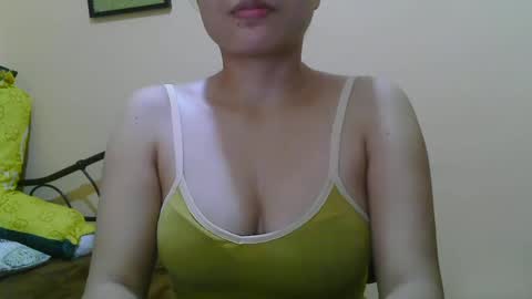 Snapshot of wildcamille chatting on 03/03/25, 05:09 camille online show from 03/03/25, 05:09
