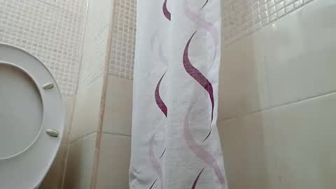 Snapshot of wilddope chatting on 03/07/25, 12:58 the alpha man online show from 03/07/25, 12:58