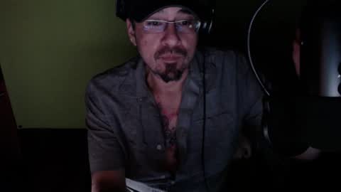 Snapshot of wildealexyz chatting on 12/10/24, 03:52 WildeAlex online show from 12/10/24, 03:52