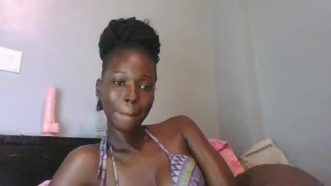 Snapshot of wildfiery chatting on 12/01/25, 01:43 wildfiery online show from 12/01/25, 01:43