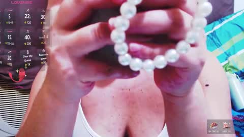 wildhotasianx online show from 12/28/24, 12:13