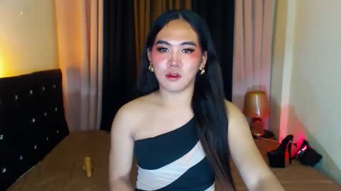 Lianelaiza online show from 03/10/26, 06:35