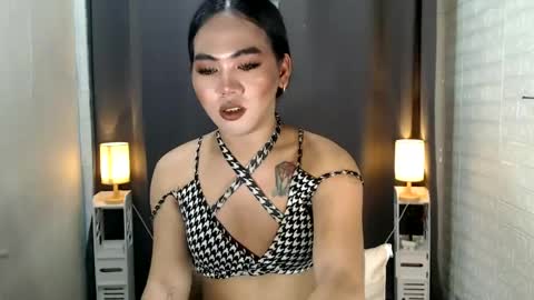 Lianelaiza online show from 04/17/26, 11:13