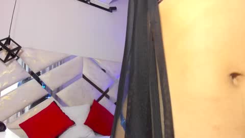 Kitty online show from 04/18/26, 07:40